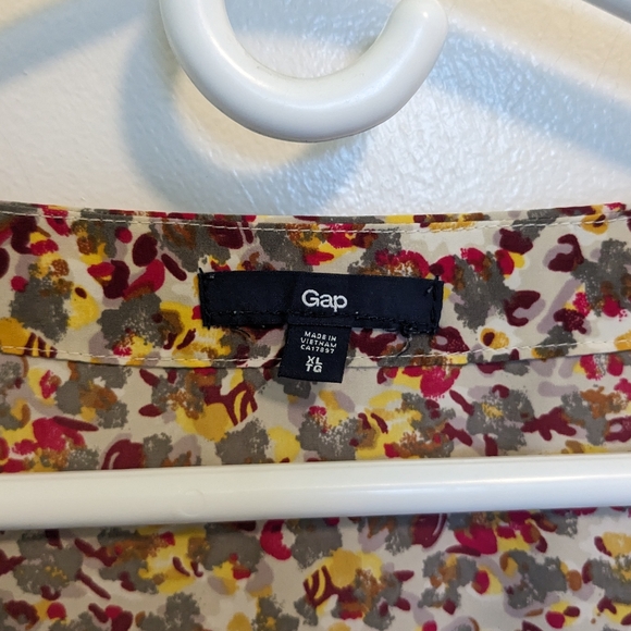 GAP Tunic Abstract Print Top - Picture 3 of 7
